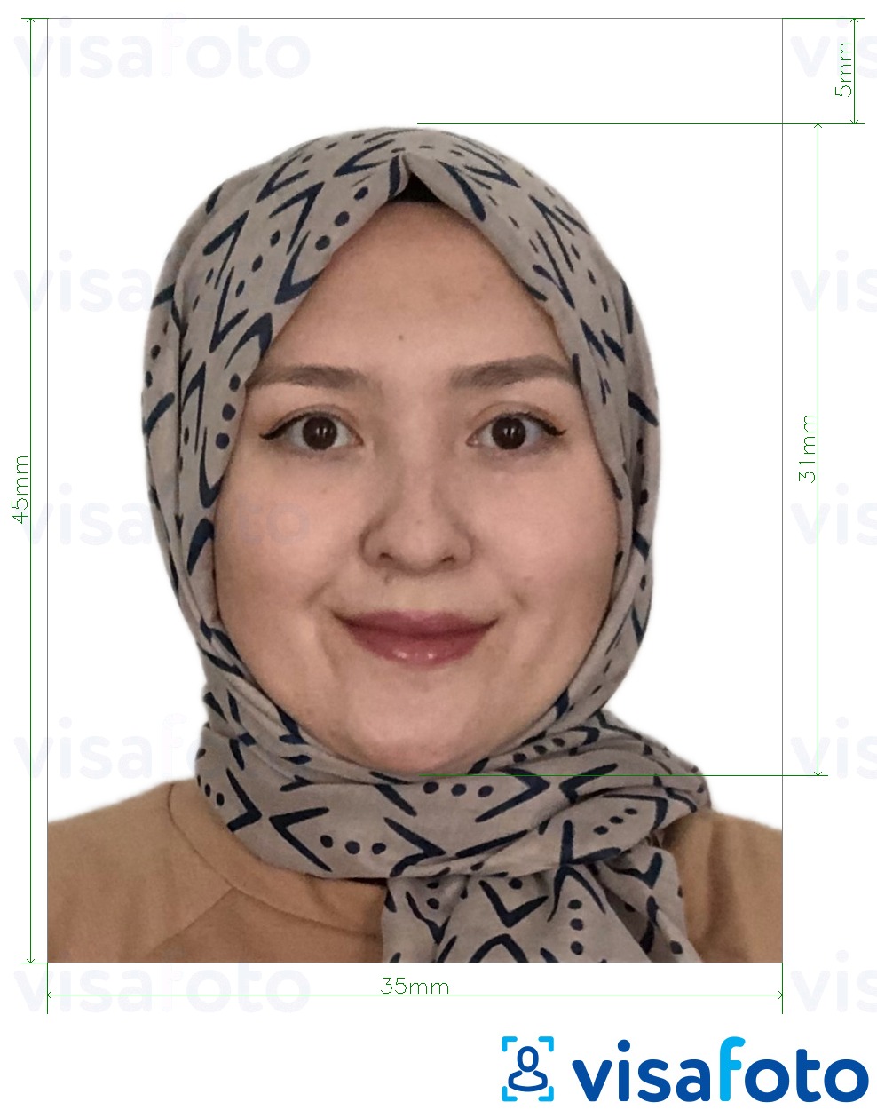 Esempio di foto per Malesia Visa 35x45 mm sfondo bianco con specifiche delle dimensioni esatte