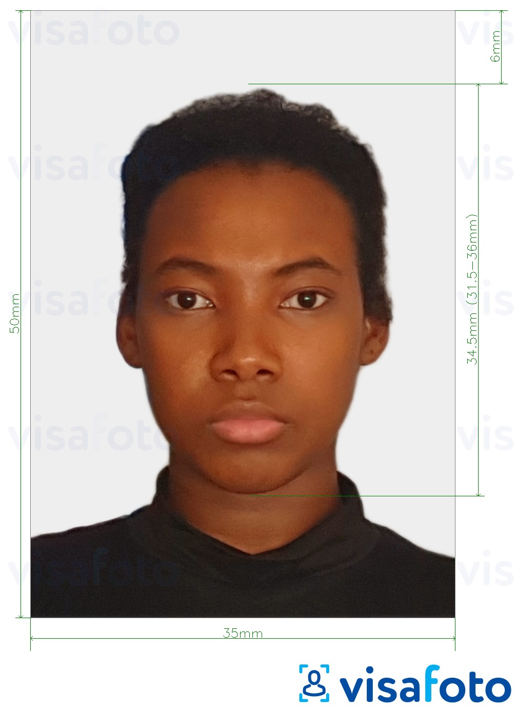 Example of photo for Suriname passport 50x35 mm with exact size specification