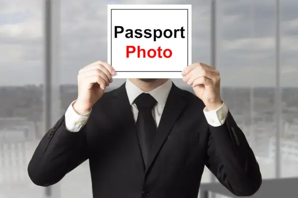 How to dress for a passport photo