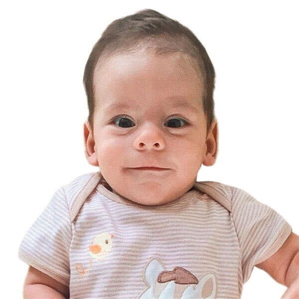 Example of a baby's photo for USA citizenship