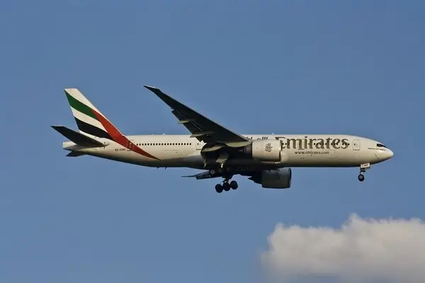 How to apply for a UAE visa online through Emirates Airlines?