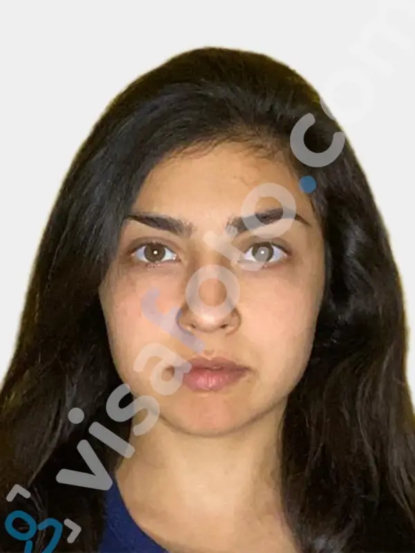 Example of a New Zealand passport photo for electronic submission