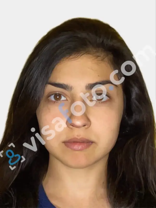 Example of a New Zealand student visa photo